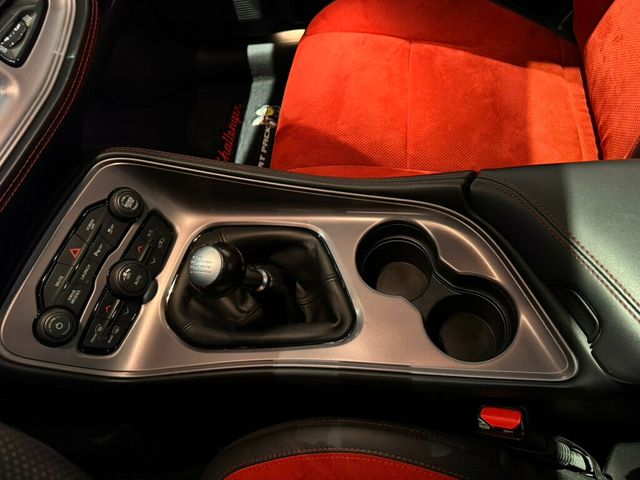 2023 Dodge Challenger 6SpeedManual/PlusPkg/MoonRoof/Htd&CldSeats/HtdSteerWheel/NAV - 22967097 - 15
