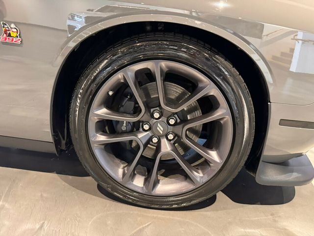 2023 Dodge Challenger 6SpeedManual/PlusPkg/MoonRoof/Htd&CldSeats/HtdSteerWheel/NAV - 22967097 - 23