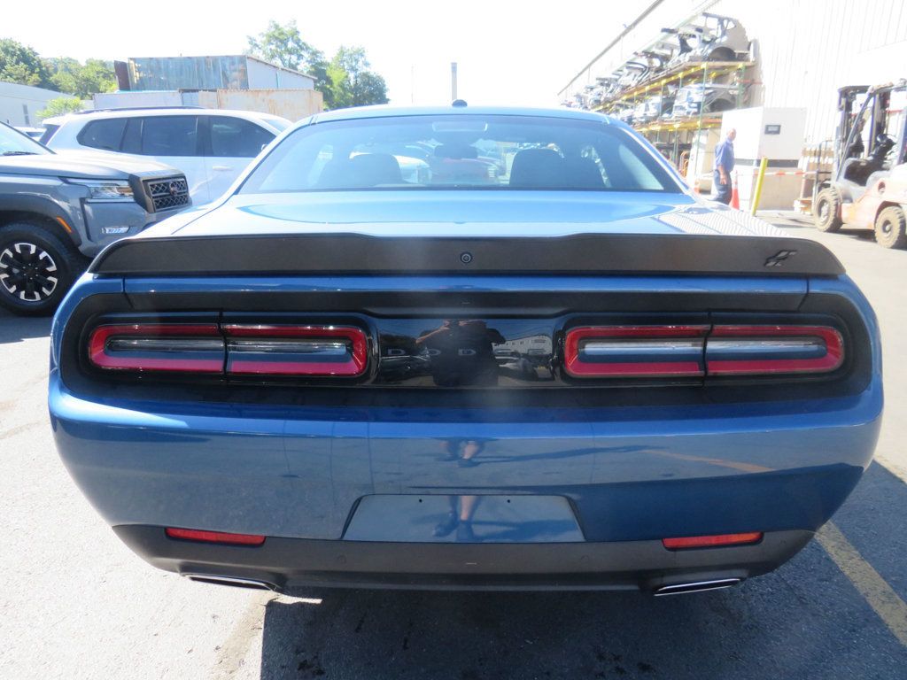 2023 Dodge Challenger GT AWD photo 5