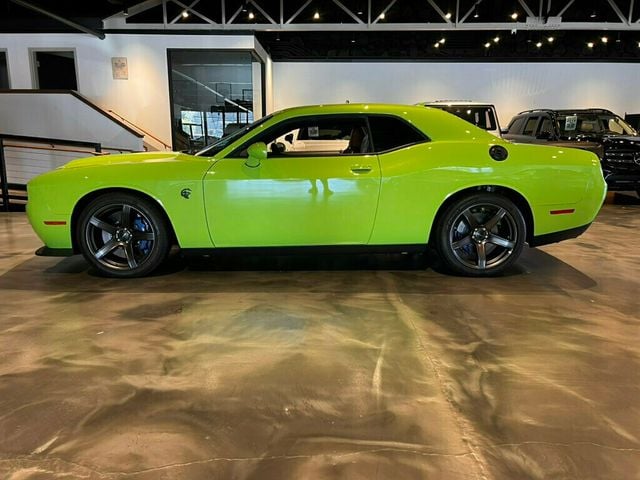 2023 Dodge Challenger Hellcat/Jailbreak/DriverConvenienceGroup/LagunaLeatherPkg/NAV - 22998002 - 1