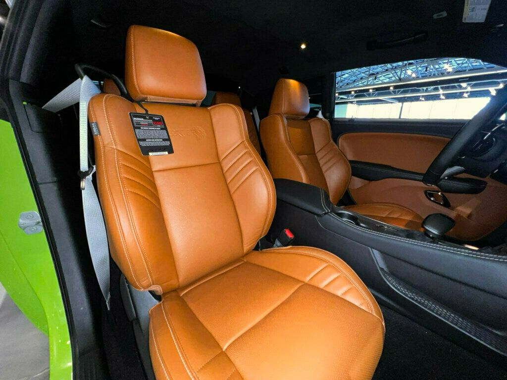 2023 Dodge Challenger Hellcat/Jailbreak/DriverConvenienceGroup/LagunaLeatherPkg/NAV - 22998002 - 24