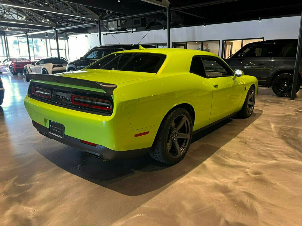 2023 Dodge Challenger Hellcat/Jailbreak/DriverConvenienceGroup/LagunaLeatherPkg/NAV - 22998002 - 4