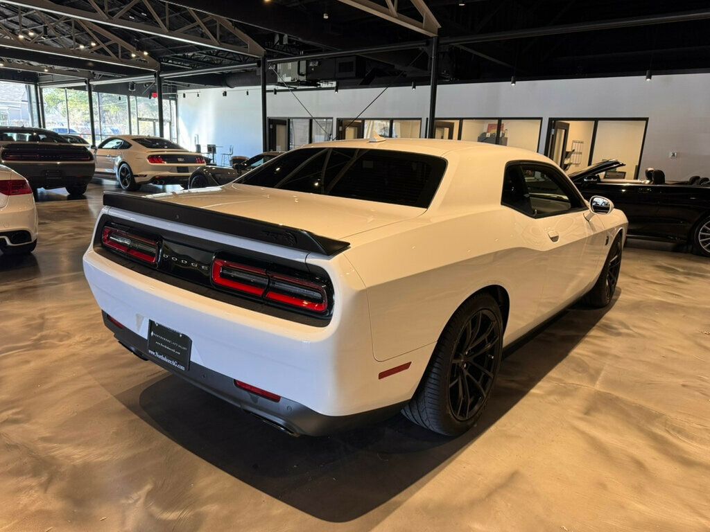 2023 Dodge Challenger Hellcat/Jailbreak/LagunaLeatherPkg/MoonRoof/Htd&CldSts - 22968141 - 4