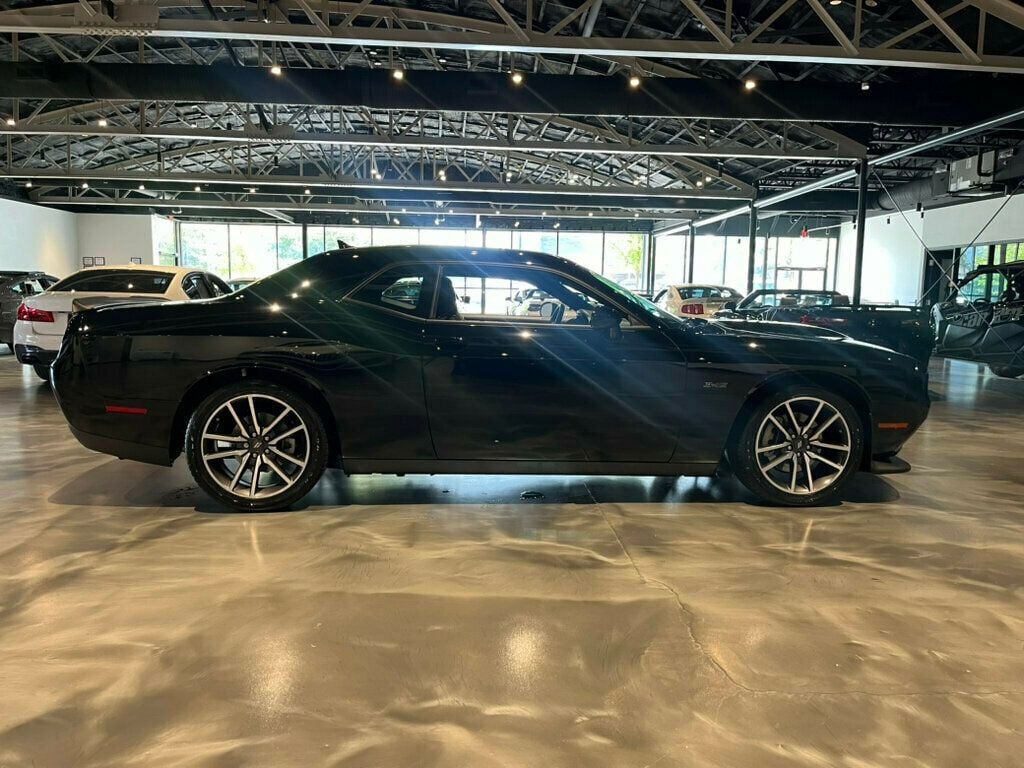 2023 Dodge Challenger RT Plus/6SpeedManual/Htd&CldSeats/NAV/BackUpCam/ParkSensors - 22574363 - 5