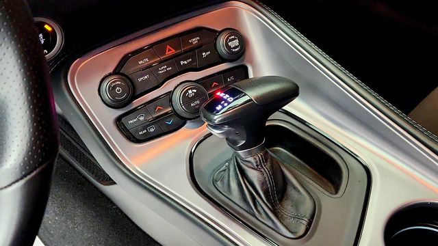 2023 Dodge Challenger R/T RWD - 23100866 - 14