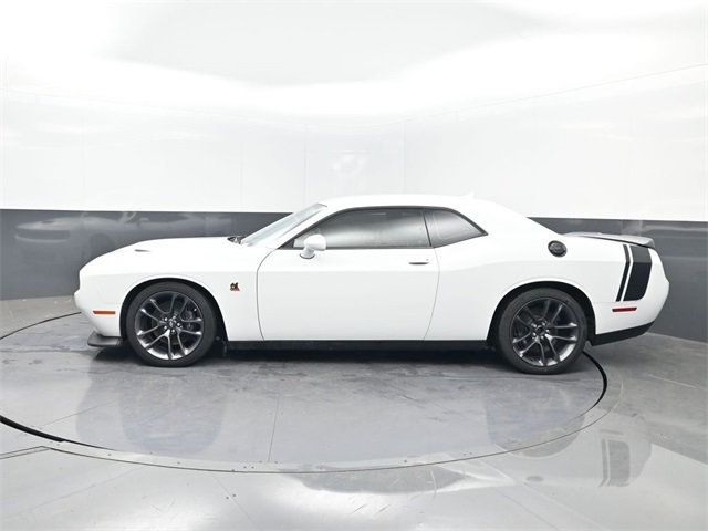 2023 Dodge Challenger R/T Scat Pack photo 2