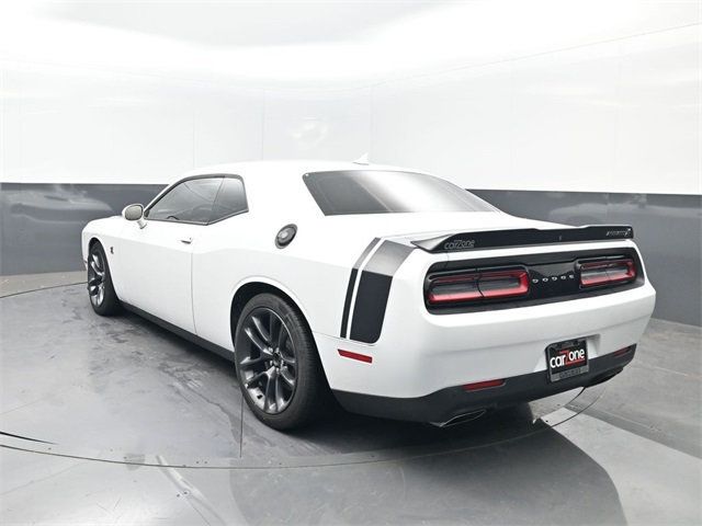 2023 Dodge Challenger R/T Scat Pack photo 3