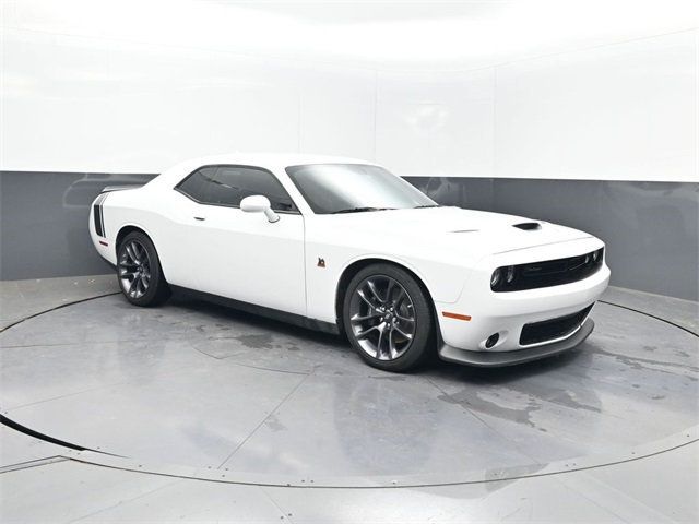 2023 Dodge Challenger R/T Scat Pack photo 32