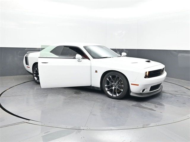 2023 Dodge Challenger R/T Scat Pack photo 35