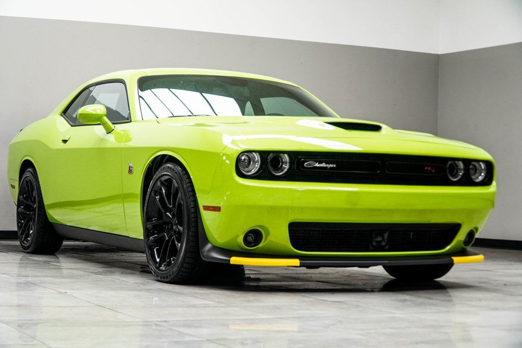 2023 Dodge Challenger R/T Scat Pack photo 4