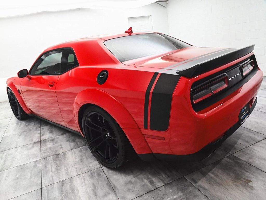2023 Dodge Challenger R/T Scat Pack Widebody photo 4