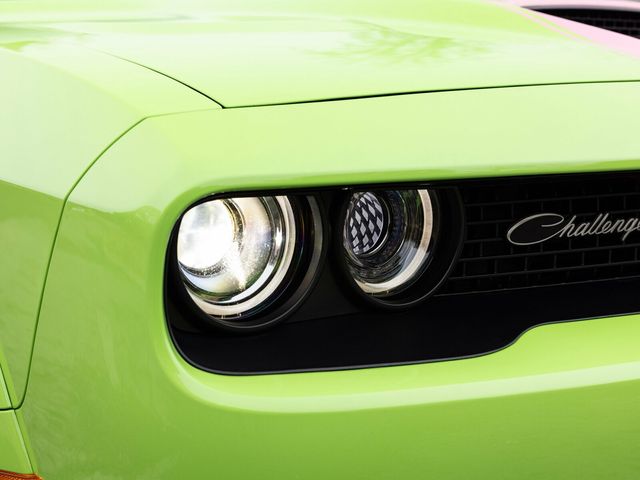 2023 Dodge Challenger R/T Scat Pack Widebody ATX Auto Trans, Plus Package, Tech Group - 22956043 - 19