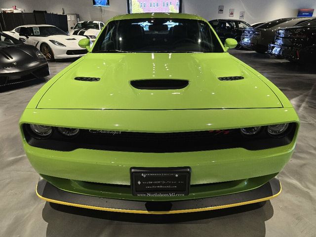 2023 Dodge Challenger R/TScatPackWidebody/RWD/TechnologyGroup/PlusPkg/CarbonInteriorPk - 23090366 - 1