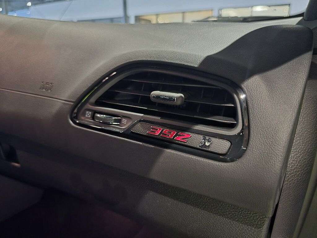 2023 Dodge Challenger R/TScatPackWidebody/RWD/TechnologyGroup/PlusPkg/CarbonInteriorPk - 23090366 - 25
