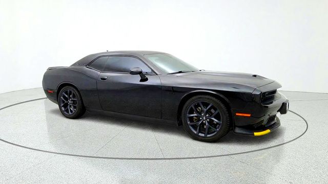 2023 Dodge Challenger R/T w/ Blacktop Package, 8-Spd Auto & Uconnect NAV - 23100866 - 2