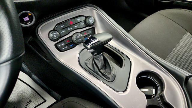 2023 Dodge Challenger R/T with 4C NAV, Blacktop Package & Alpine Audio Group (372 hp) - 22970709 - 15