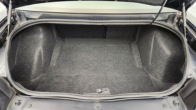 2023 Dodge Challenger R/T with 4C NAV, Blacktop Package & Alpine Audio Group (372 hp) - 22970709 - 22