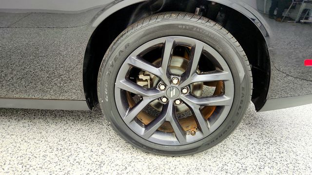 2023 Dodge Challenger R/T with 4C NAV, Blacktop Package & Alpine Audio Group (372 hp) - 22970709 - 8