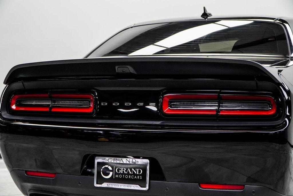 2023 Dodge Challenger SRT8 Hellcat photo 13