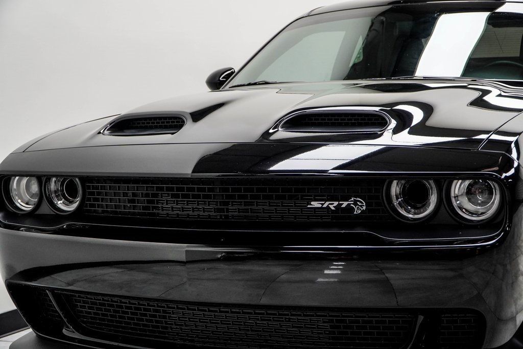 2023 Dodge Challenger SRT8 Hellcat photo 2