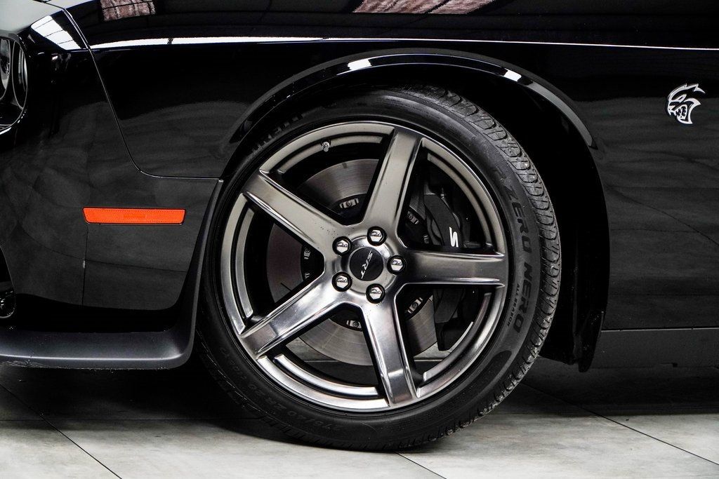 2023 Dodge Challenger SRT8 Hellcat photo 3