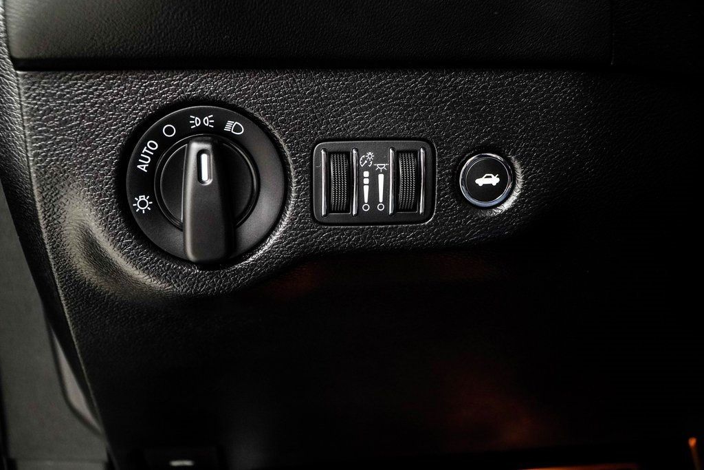 2023 Dodge Challenger SRT8 Hellcat photo 32