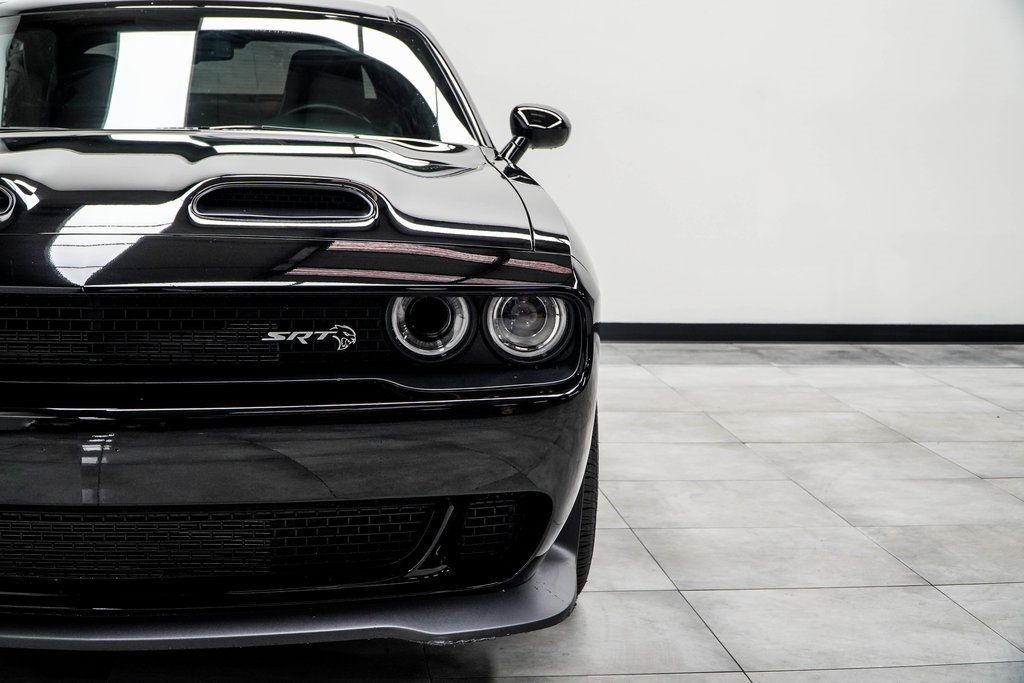 2023 Dodge Challenger SRT8 Hellcat photo 4