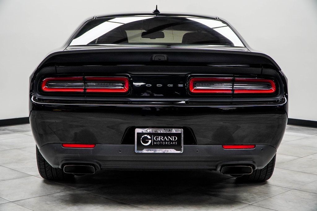 2023 Dodge Challenger SRT8 Hellcat photo 9
