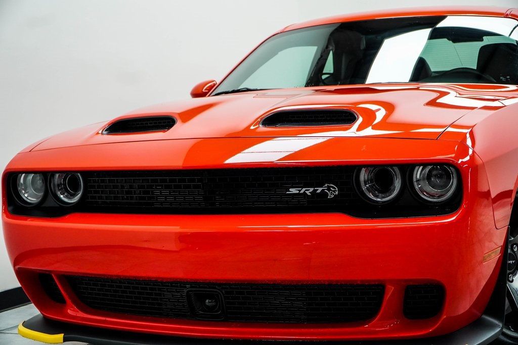 2023 Dodge Challenger SRT8 Hellcat photo 2