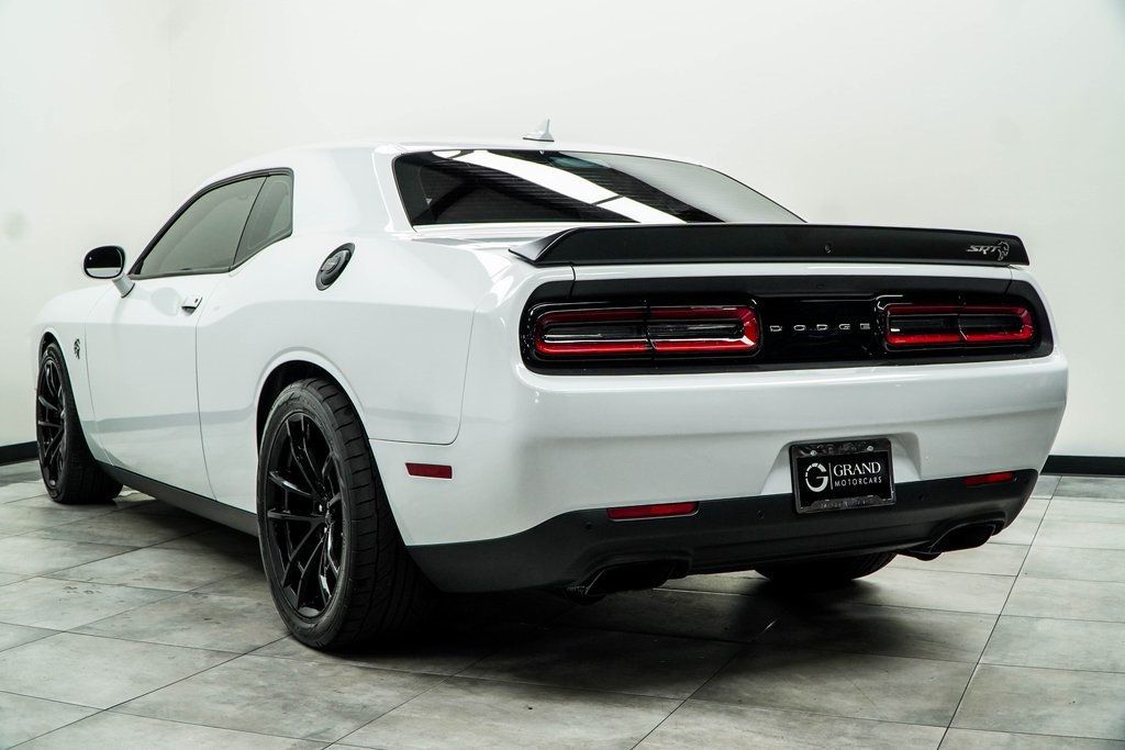 2023 Dodge Challenger SRT8 Hellcat photo 11