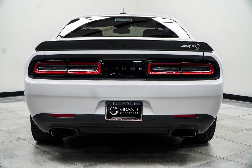 2023 Dodge Challenger SRT8 Hellcat photo 9