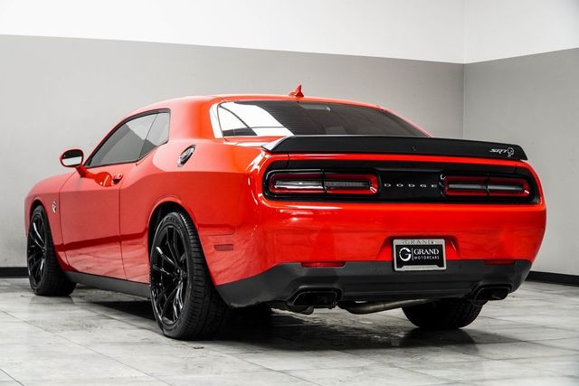 2023 Dodge Challenger SRT Hellcat Jailbreak - 22936034 - 11