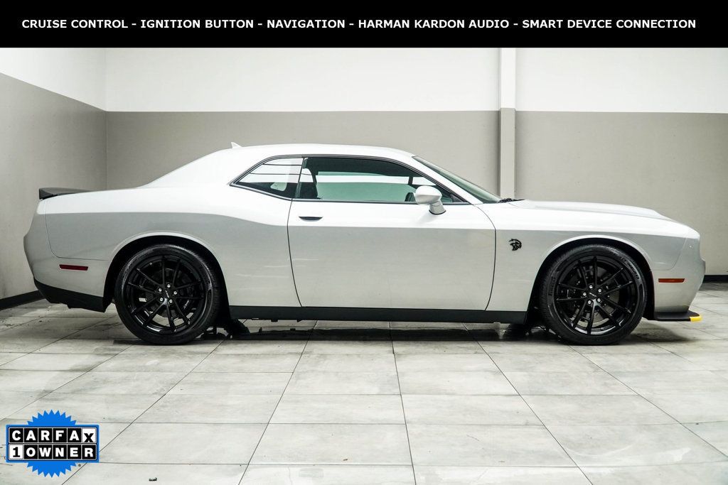 2023 Dodge Challenger SRT8 Hellcat photo 6