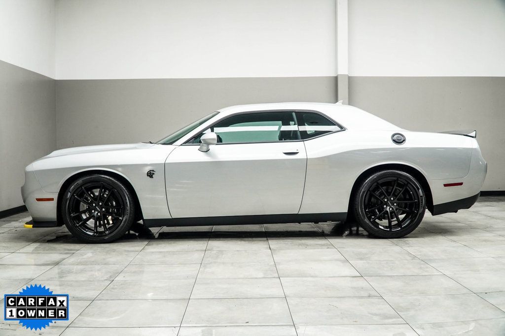 2023 Dodge Challenger SRT8 Hellcat photo 9