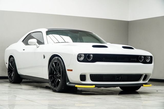 2023 Dodge Challenger SRT Hellcat Jailbreak - 22908495 - 3