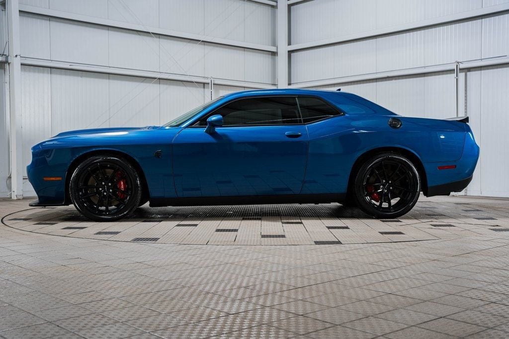 2023 Dodge Challenger SRT Hellcat Jailbreak - 22747487 - 3