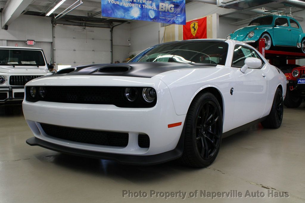 2023 Dodge Challenger SRT8 Hellcat photo 2