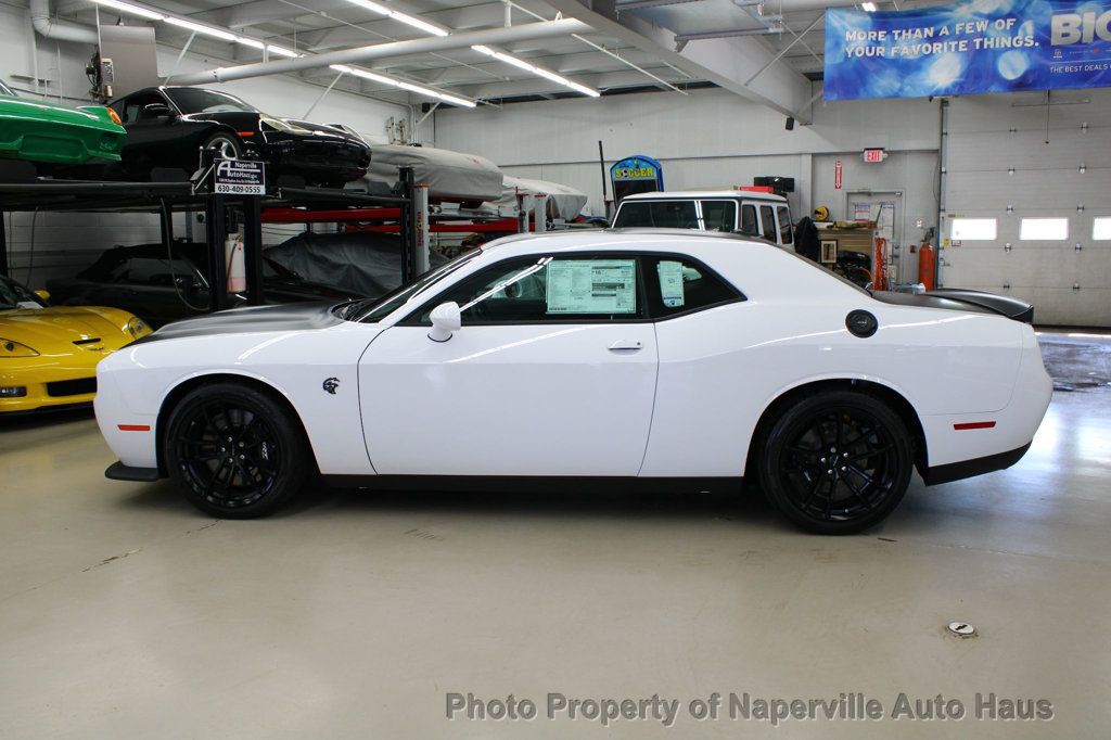 2023 Dodge Challenger SRT8 Hellcat photo 4