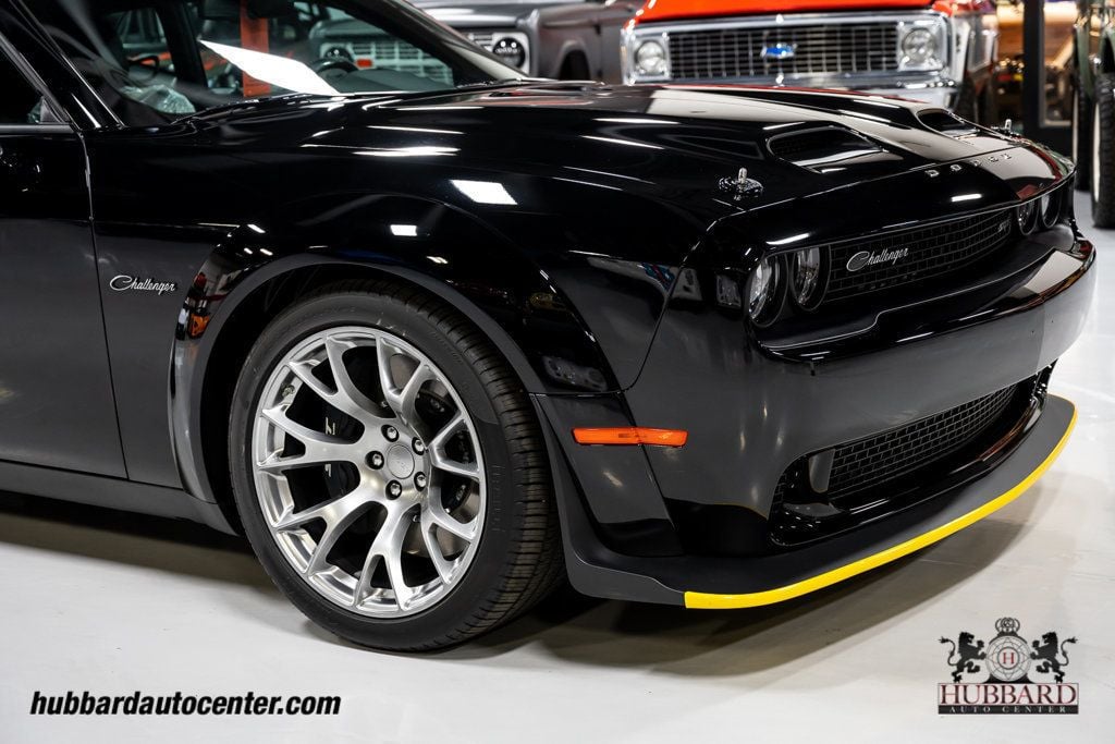 2023 Dodge Challenger SRT8 Hellcat Redeye Widebody photo 28