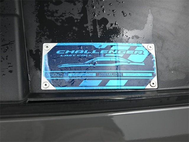 2023 Dodge Challenger SXT AWD photo 14