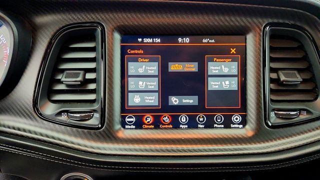 2023 Dodge Challenger SXT AWD Blacktop Edition w/ Plus Package & Technology Group - 23090340 - 16