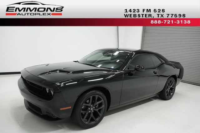 2023 Dodge Challenger SXT RWD - 22929813 - 0