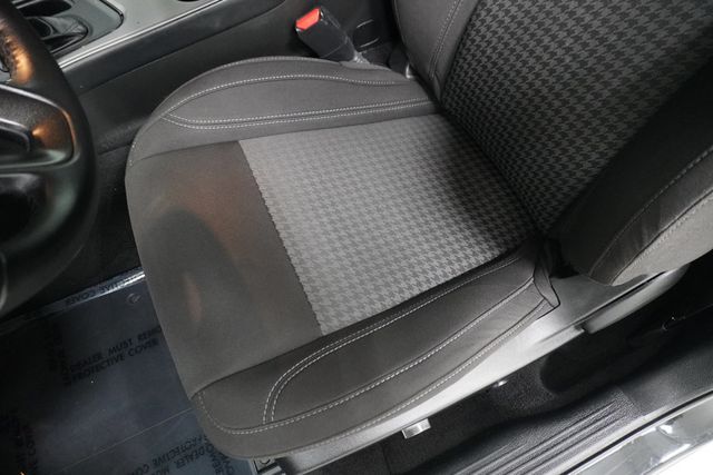 2023 Dodge Challenger SXT RWD - 22929813 - 10