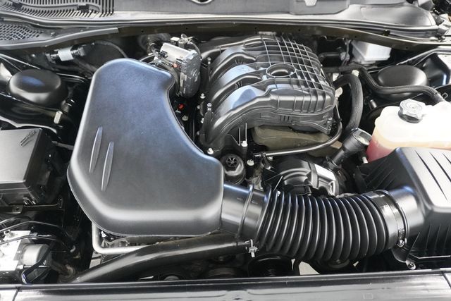 2023 Dodge Challenger SXT RWD - 22929813 - 25