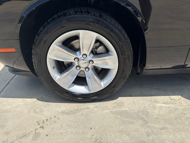 2023 Dodge Challenger SXT RWD - 23048322 - 19