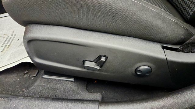 2023 Dodge Charger GT with Power Sunroof and Technology Group - 22978275 - 11