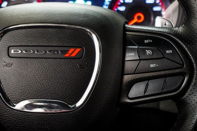 2023 Dodge Charger R/T photo 23