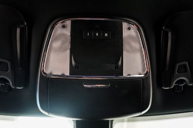 2023 Dodge Charger R/T photo 35