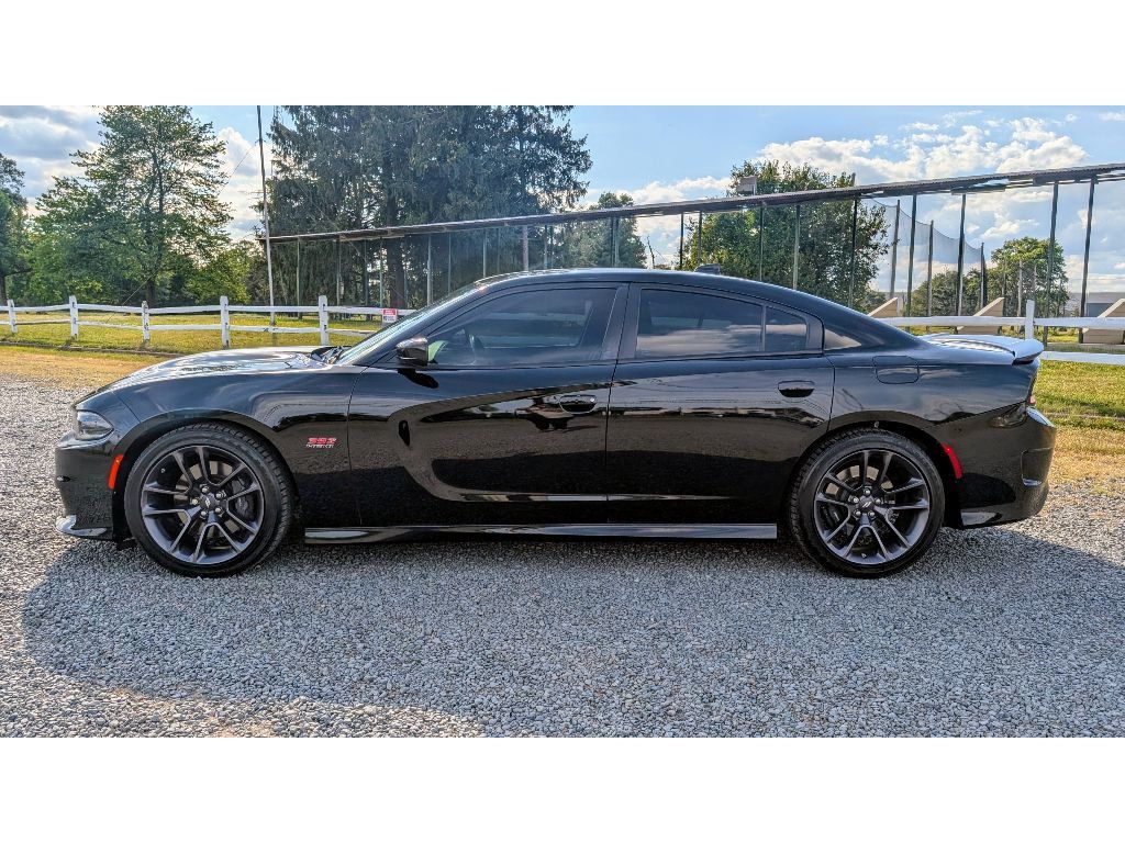 2023 Dodge Charger Scat Pack photo 2