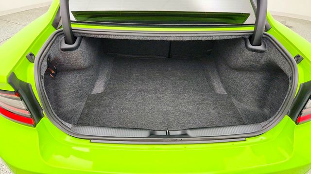 2023 Dodge Charger Scat Pack RWD w/ Power Sunroof & Technology Group - 23097415 - 22
